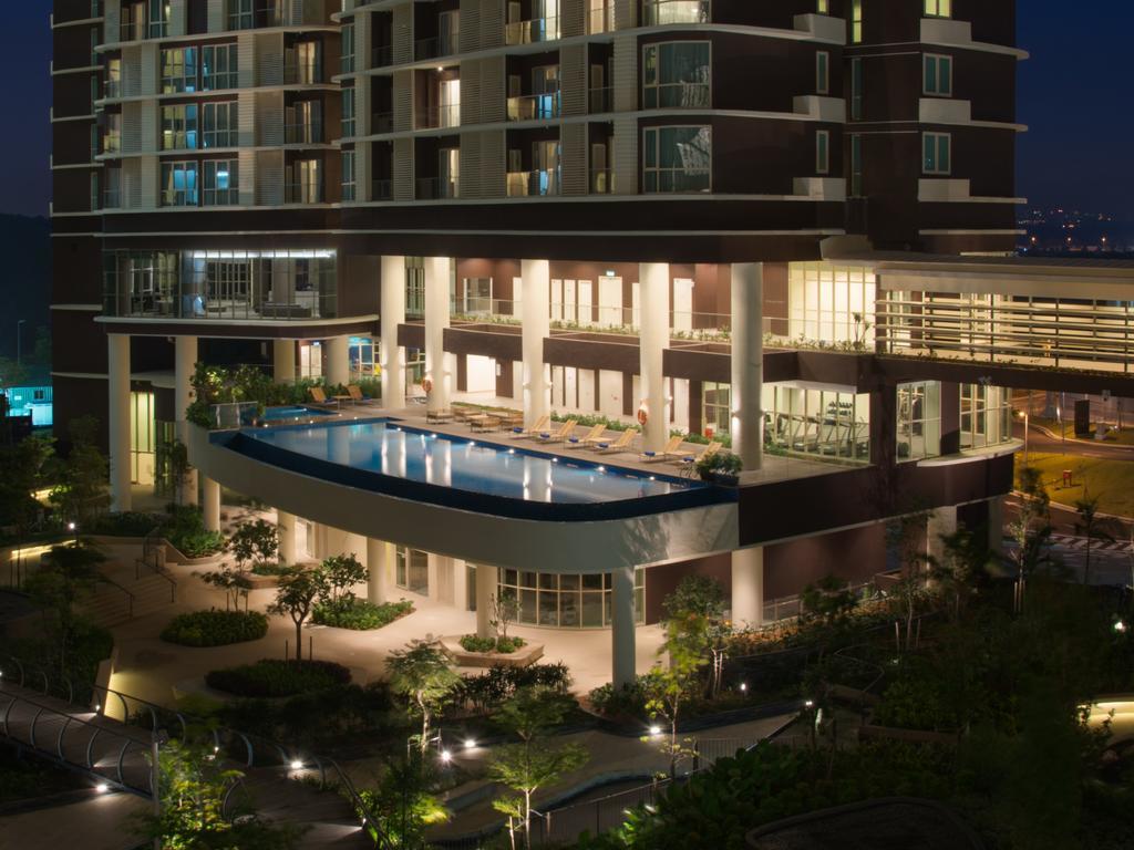 Somerset Medini Iskandar Puteri Nusajaya  Exterior foto
